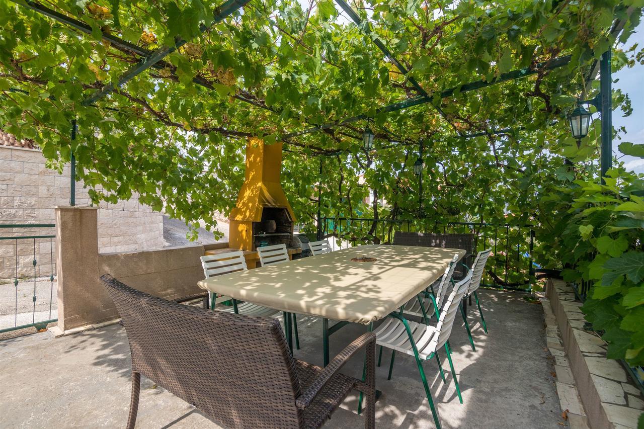 Apartments Rose Trogir Exterior photo